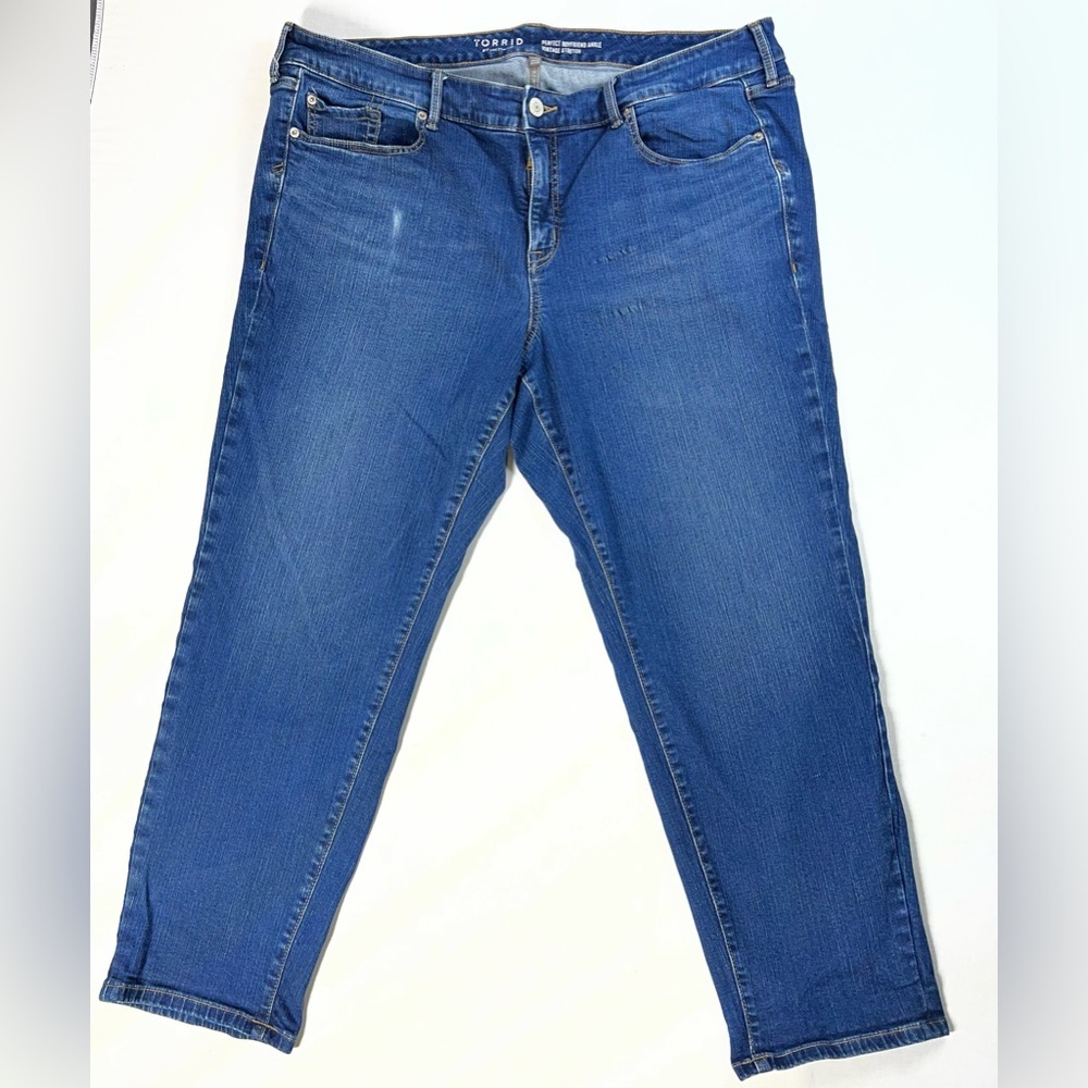Torrid Jeans Womens 20R Med Blue Wash Denim Stretch Perfect Boyfriend Ankle B-14